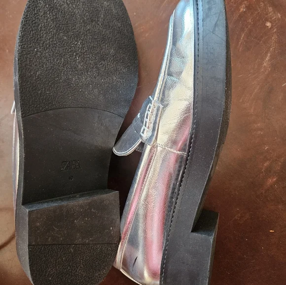 Zara nwot Metallic top trend preppy silver loafers 9.5 40 - Picture 3 of 7